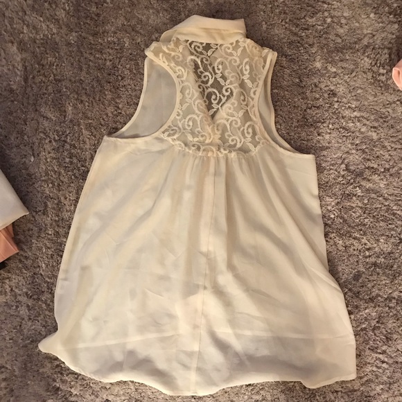 White sheer flowing top - Picture 4 of 4